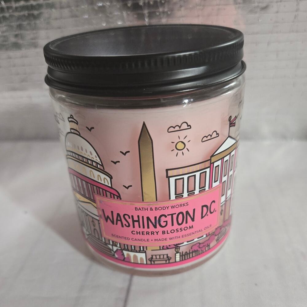 NEW! Bath & Body Works Washington Cherry Blossom Single Wick Candle Home